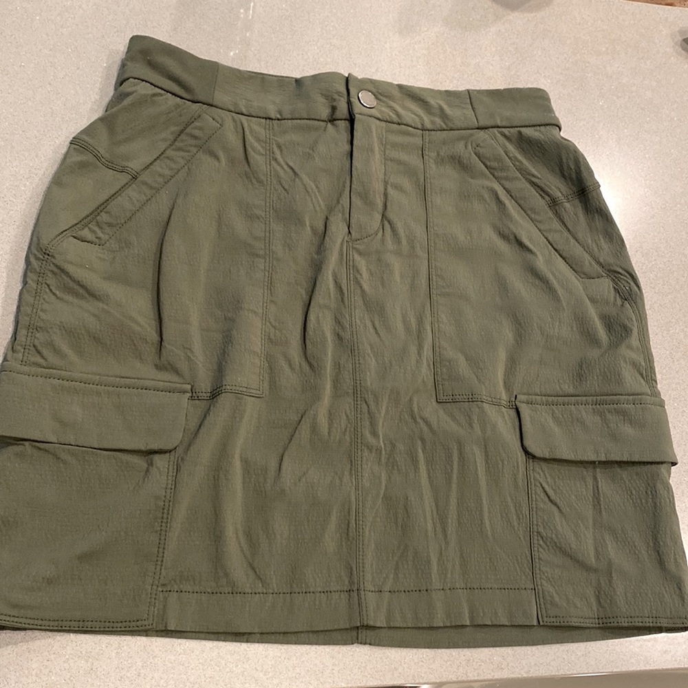 Athleta women’s skort size 8 tall